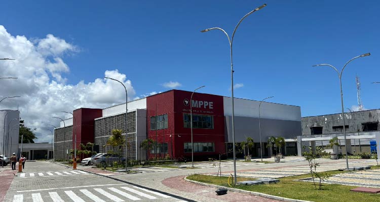 Fotografia do novo prédio da Sede de Promotorias de Olinda