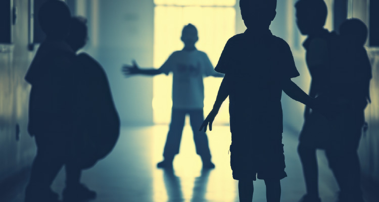 Ilustração de crianças em ambiente mal iluminado que esconde as feições