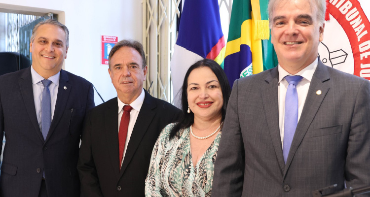 Fotografia de participantes do evento